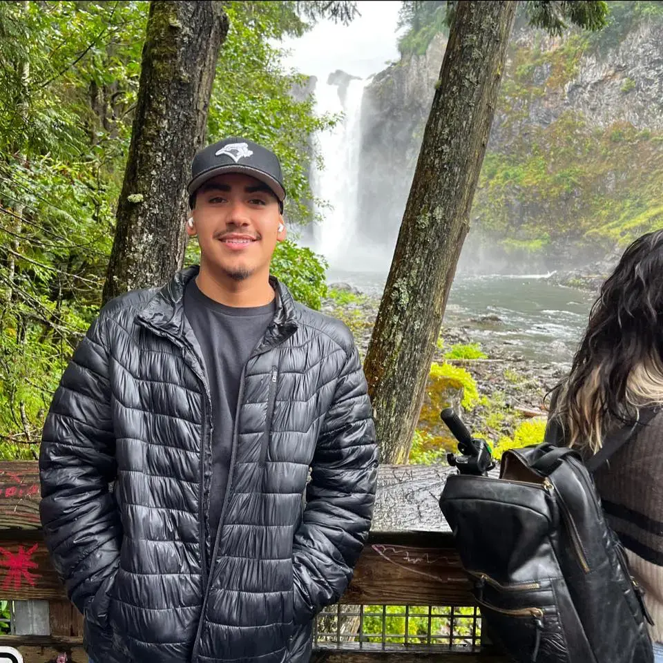 Carlos Garcia, Owner of Top End Cleaning